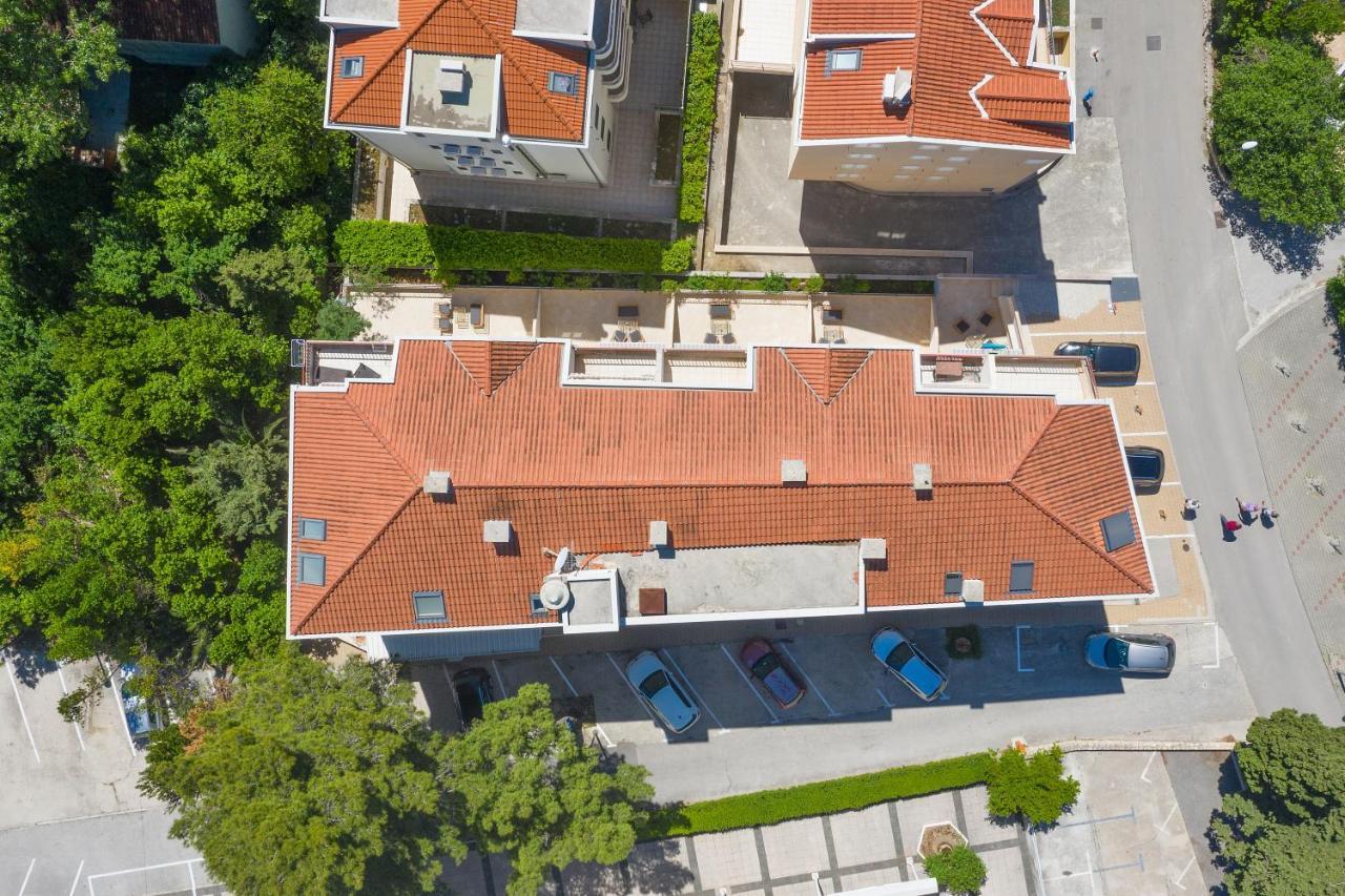 Apartments By The Sea Makarska - 19134 외부 사진