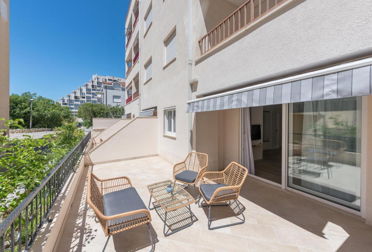 Apartments By The Sea Makarska - 19134 외부 사진